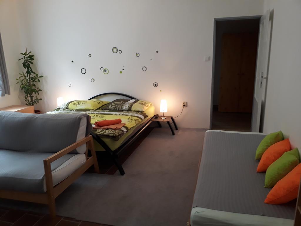 Apartmany Karlstejn Ngoại thất bức ảnh