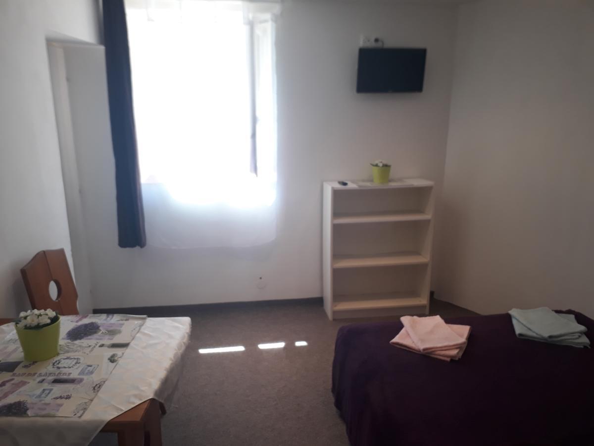 Apartmany Karlstejn Ngoại thất bức ảnh